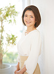60代・70代・80代の女性シニアモデル・タレント　朝比　めぐみ