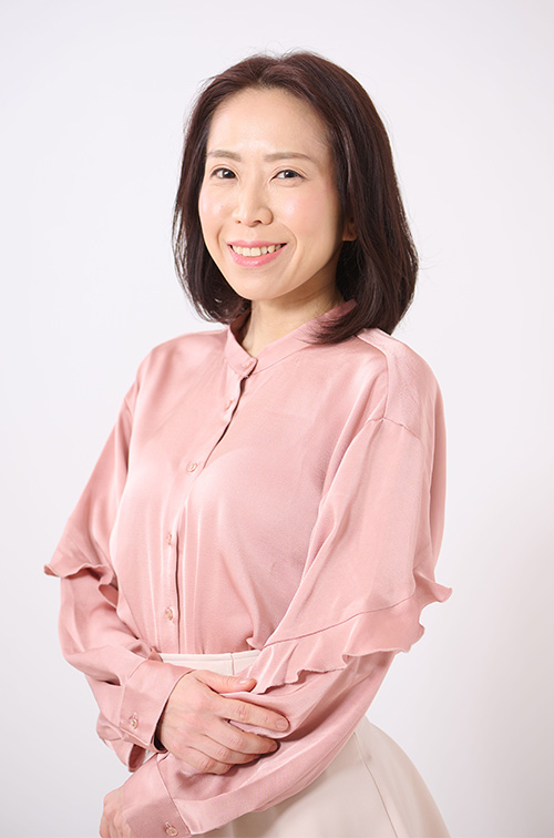 〜30代の女性ミドルモデル・タレント　阿澄　わか