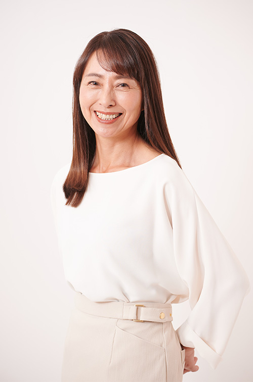 40代・50代の女性ミドルモデル・タレント　千神　あん
