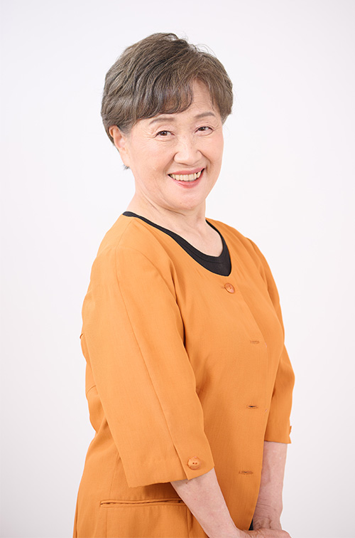 60代・70代・80代の女性シニアモデル・タレント　夕焼　薫