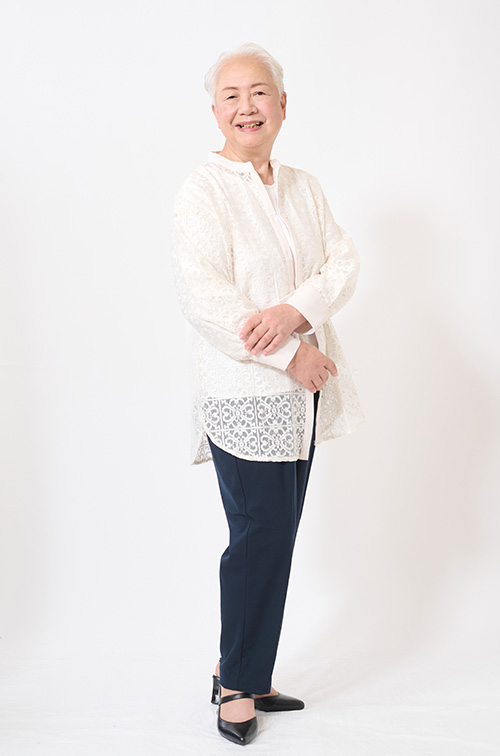 60代・70代・80代の女性シニアモデル・タレント　浅賀　文惠