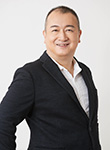 40代・50代の男性ミドルモデル・タレント　西島　慈恩