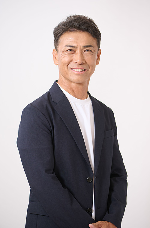 60代・70代・80代の男性シニアモデル・タレント 新田 宏亜