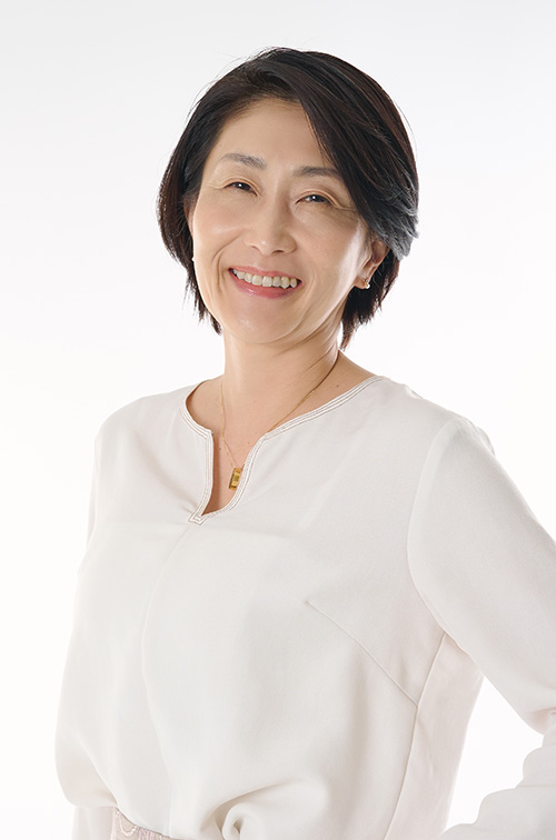 40代・50代の女性ミドルモデル・タレント　吉広　璃恵子