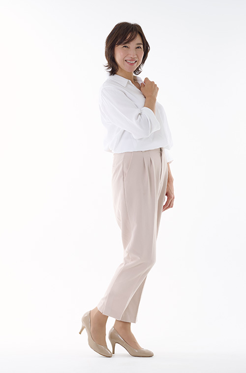 40代・50代の女性ミドルモデル・タレント　伊沢　まのあ