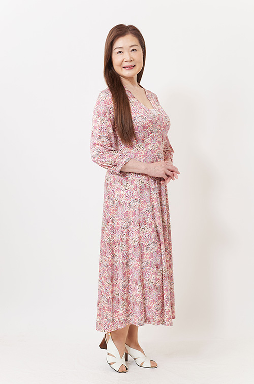 60代・70代・80代の女性シニアモデル・タレント　睦月　すみれ