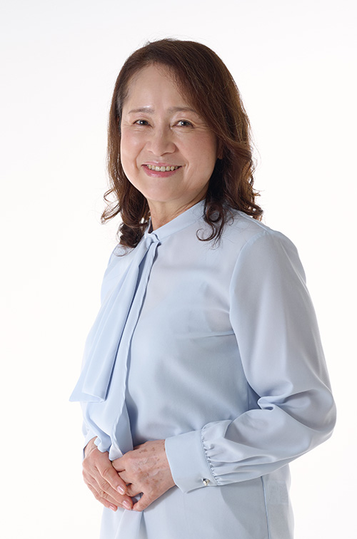 60代・70代・80代の女性シニアモデル・タレント　渡辺　きぬ