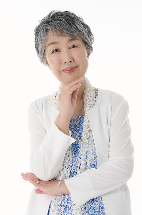 60代・70代・80代の女性シニアモデル・タレント　鴻塚　純
