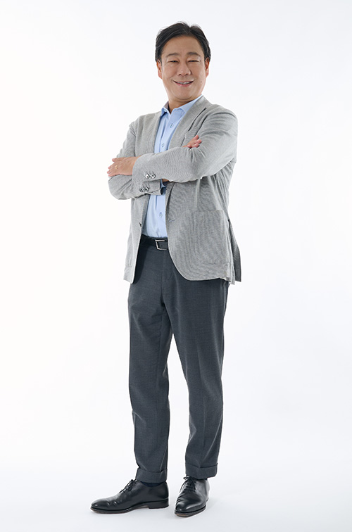 40代・50代の男性ミドルモデル・タレント　沢村　啓吾